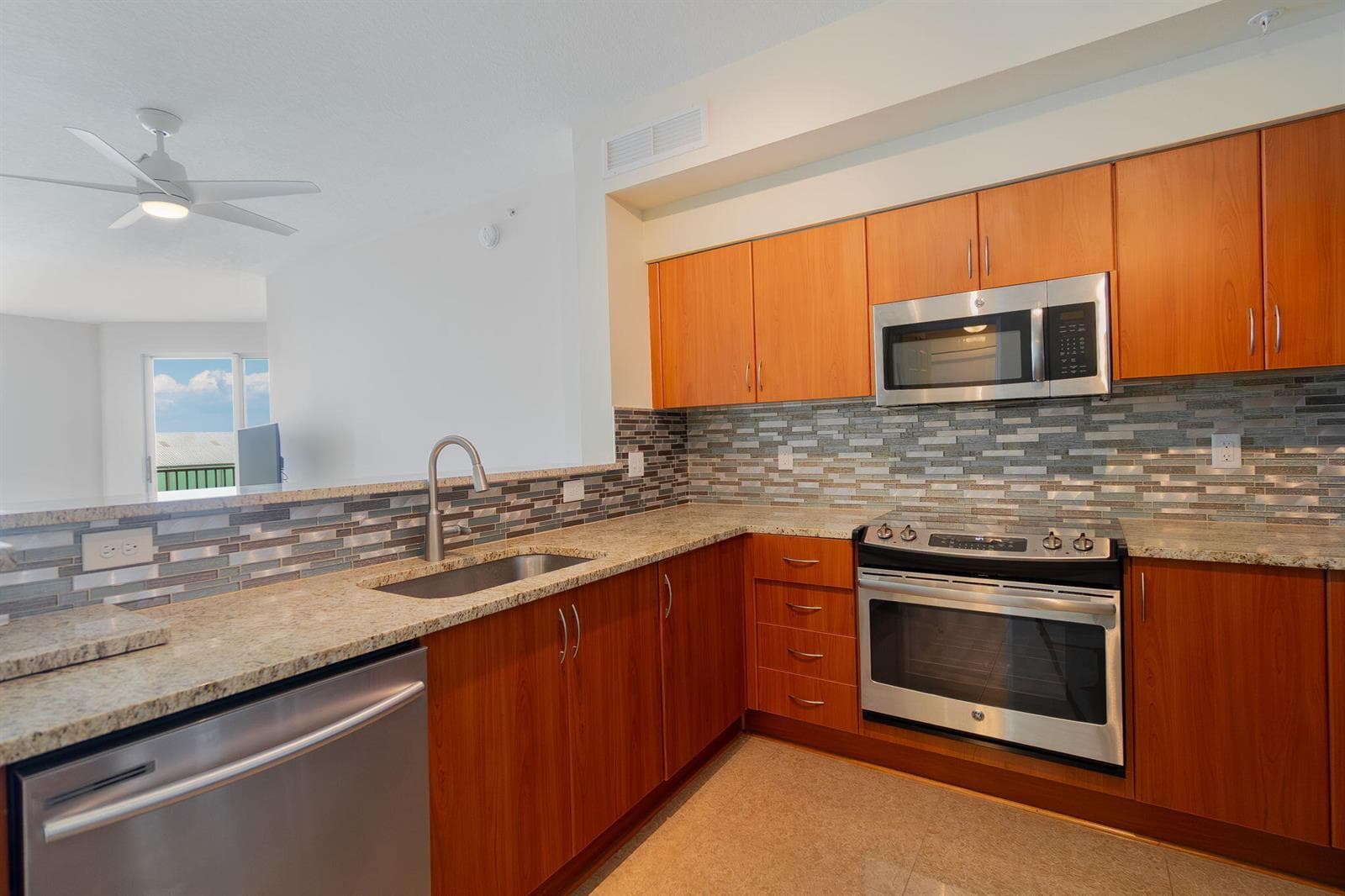 806 E Windward Way 405 photo 13