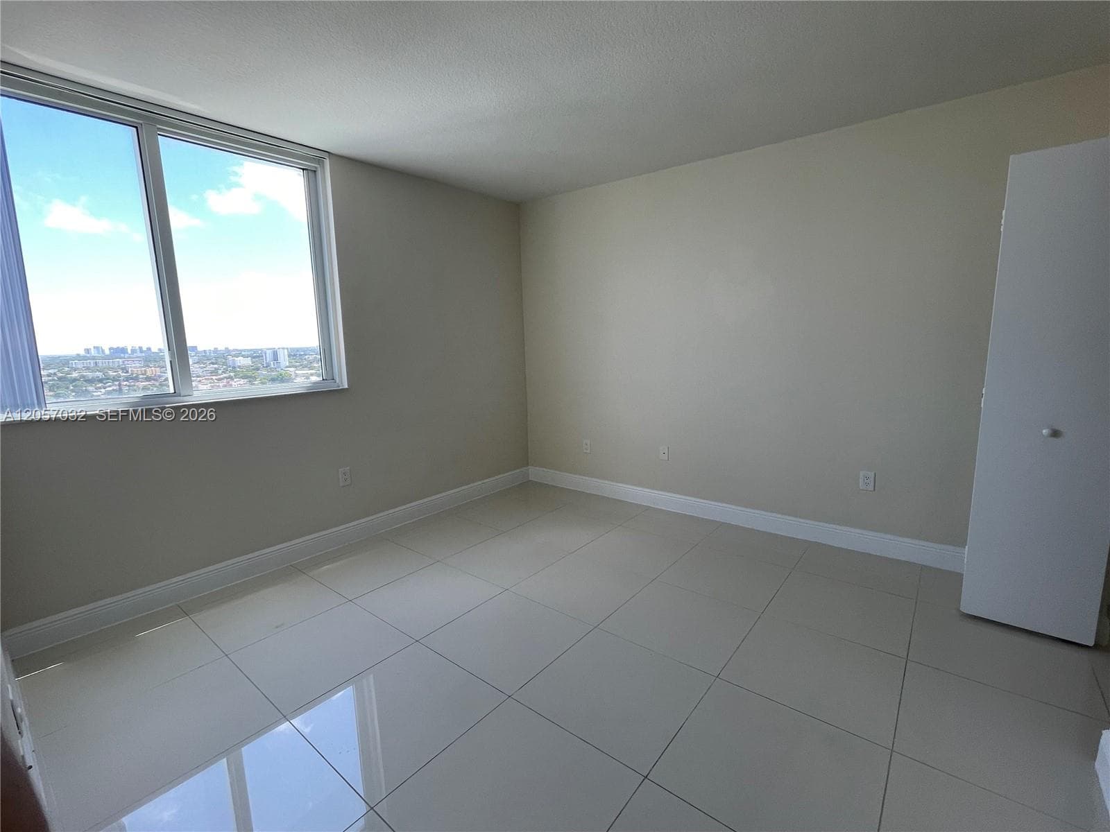 1861 NW S River Dr 2310 photo 19