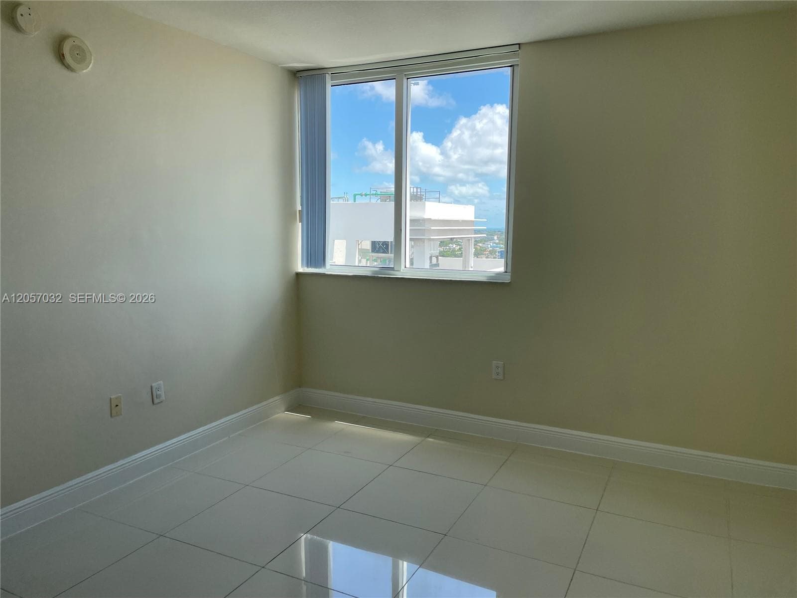 1861 NW S River Dr 2310 photo 21