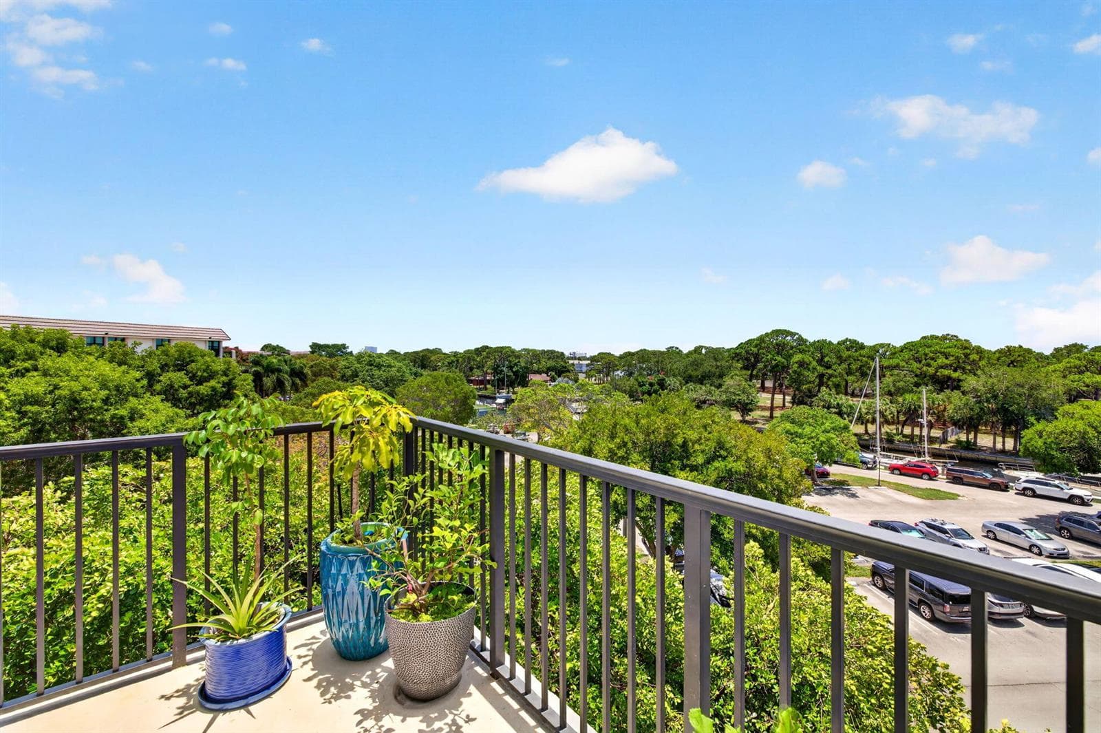 1301 River Reach Drive 516 photo 20