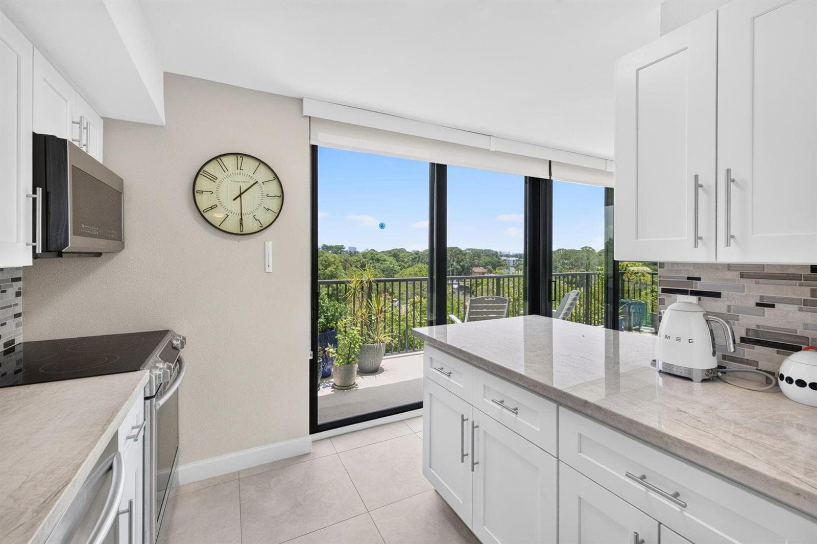 1301 River Reach Drive 516 photo 11