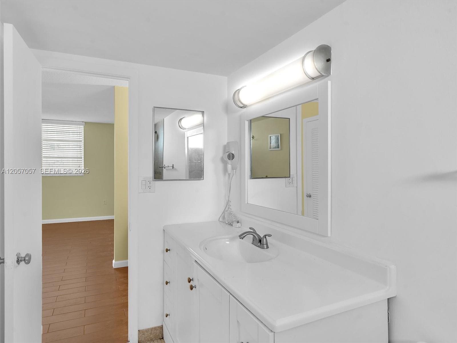 3600 NE 170th St 211 photo 22