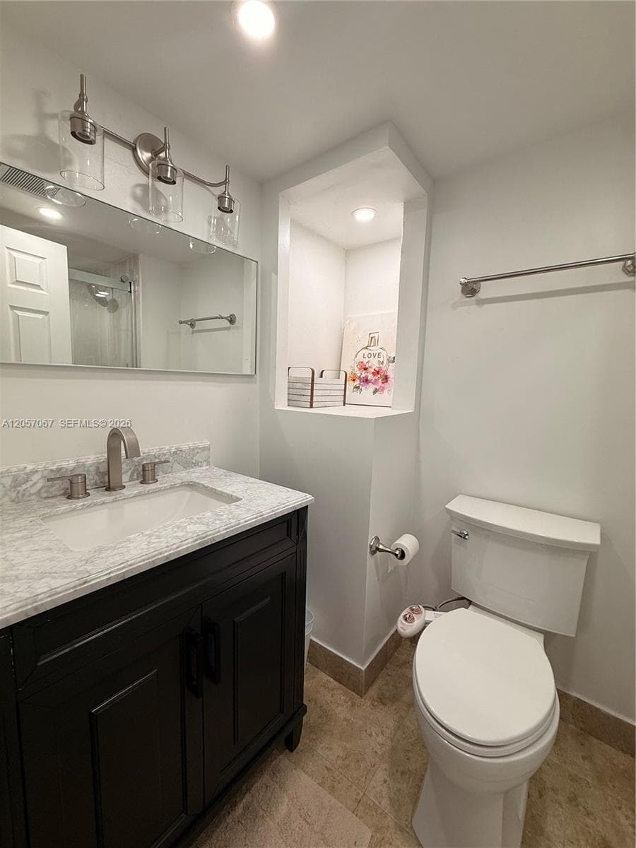 3221 S Ocean Blvd 608 photo 9