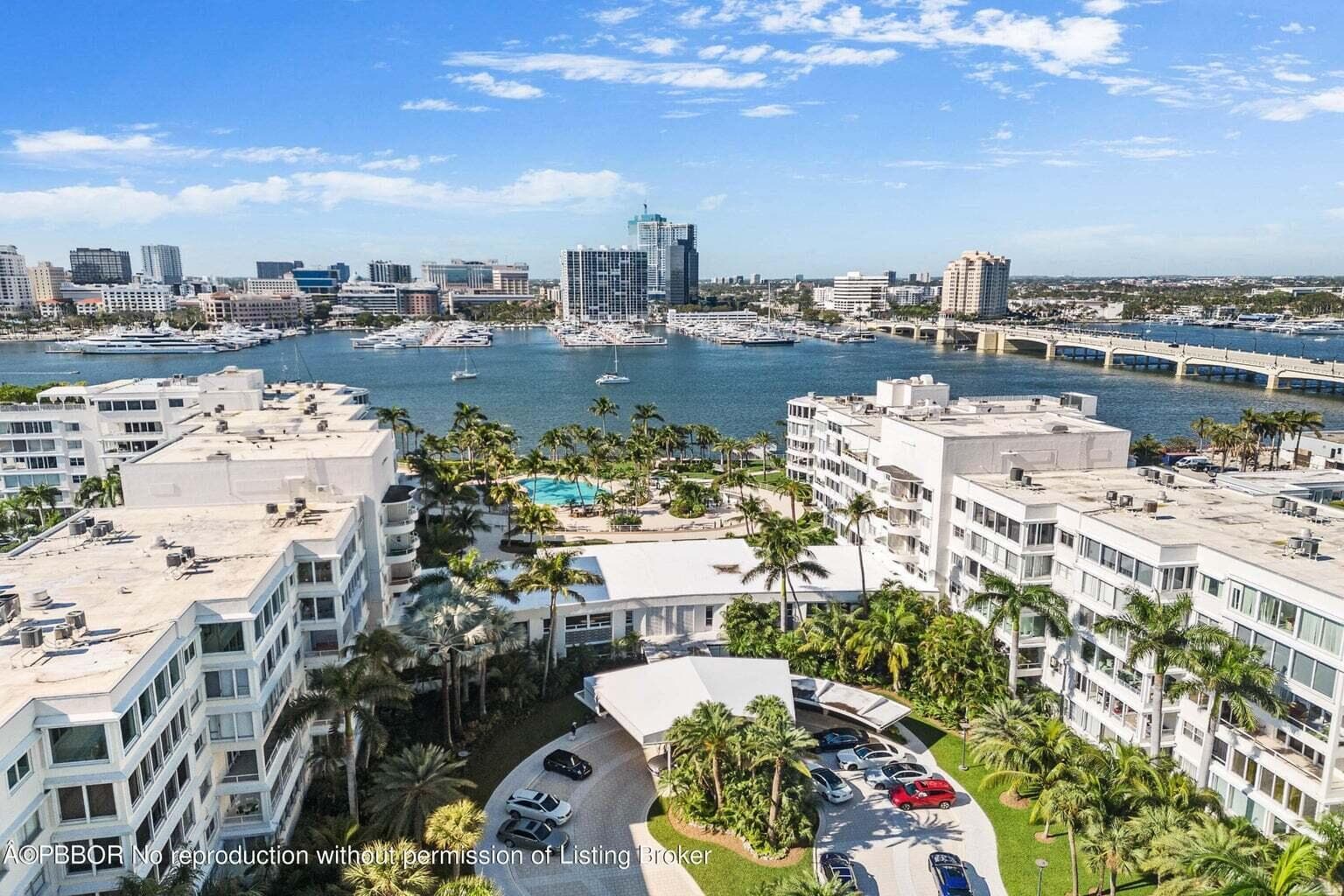 44 Cocoanut Row 222b photo 1