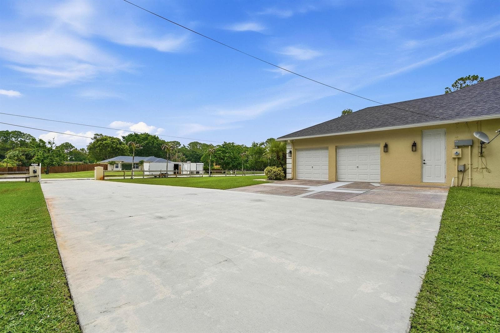 13882 43rd Road N photo 8