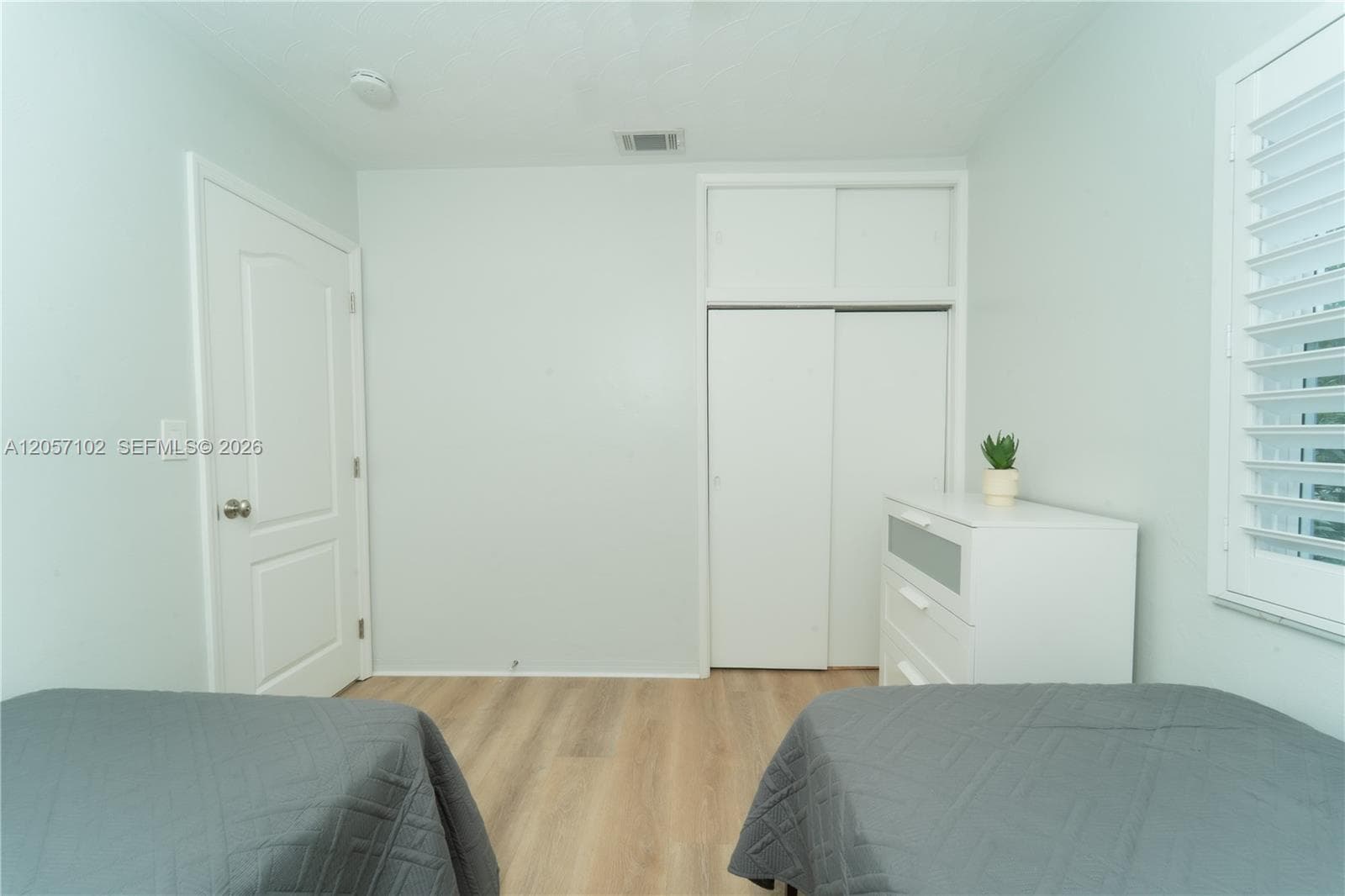 2631 Thomas St photo 13