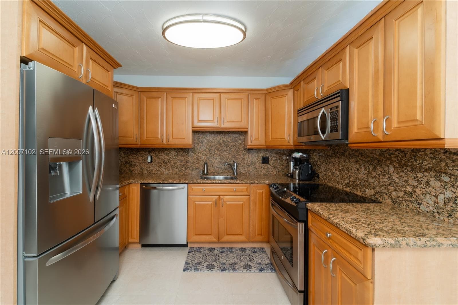 2631 Thomas St photo 9