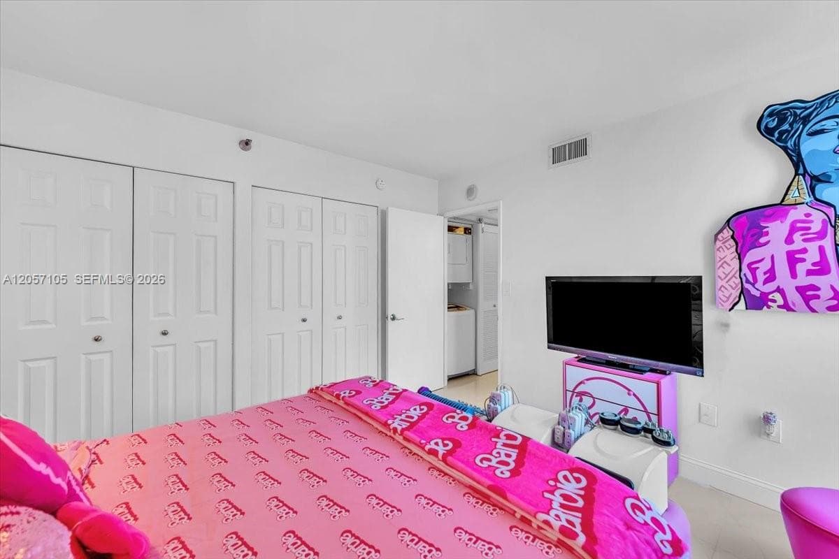 20515 E Country Club Dr 2048 photo 24