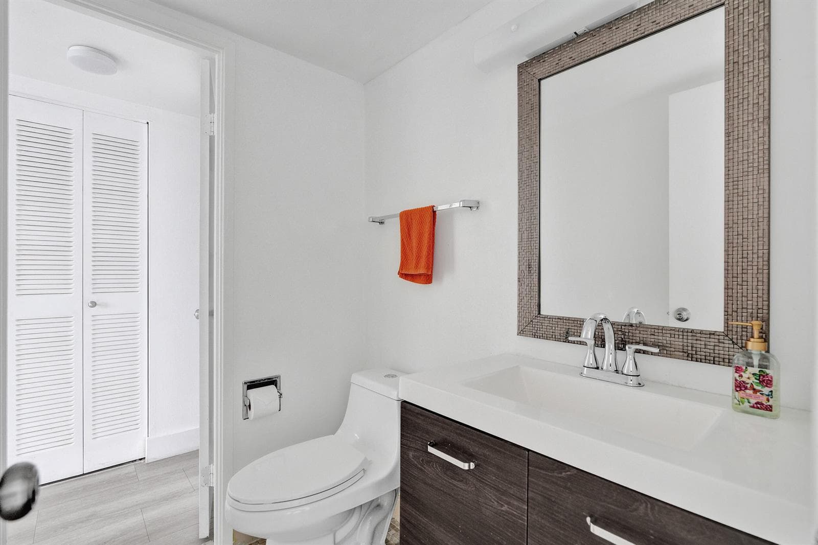 2841 NE 163RD Street 1111 photo 17