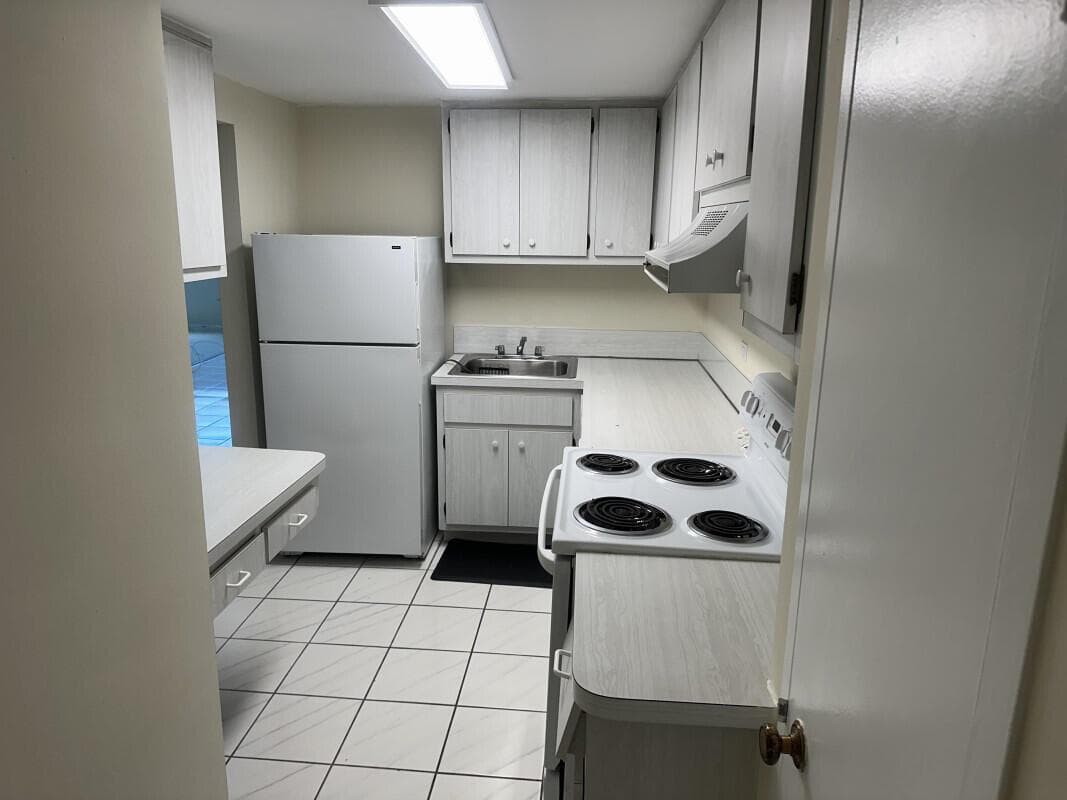 999 Brickell Bay Drive 1206 photo 9