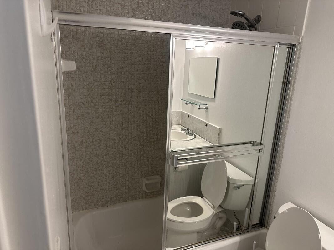 999 Brickell Bay Drive 1206 photo 15