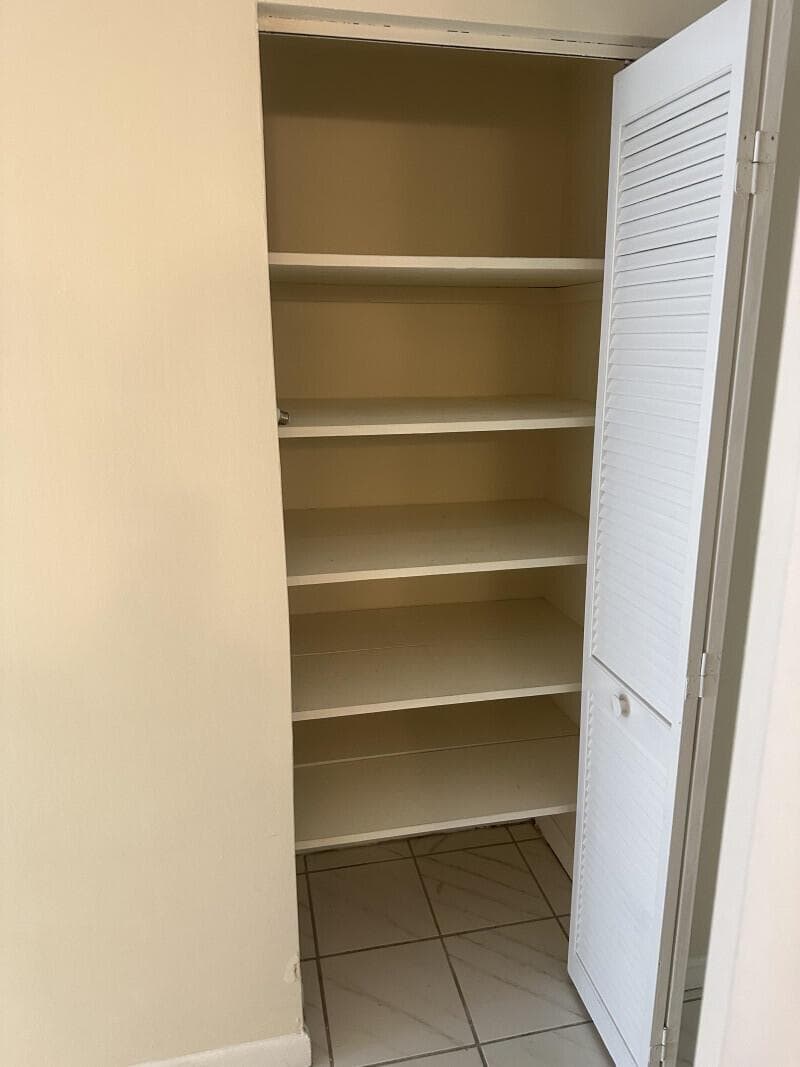 999 Brickell Bay Drive 1206 photo 8