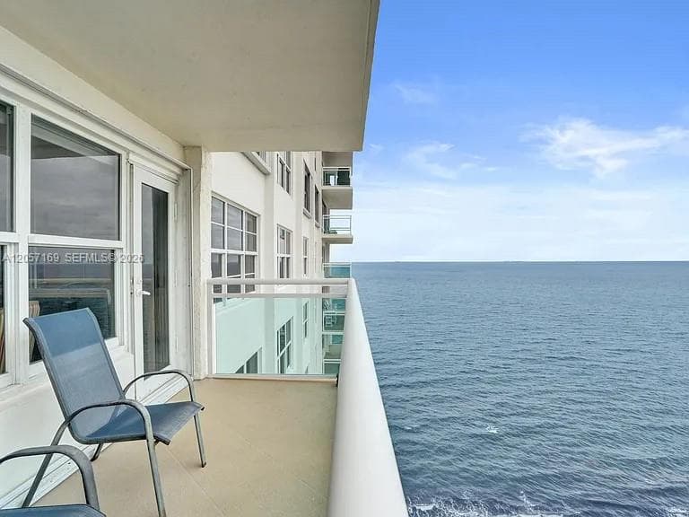 3900 Galt Ocean Dr 2602 photo 2