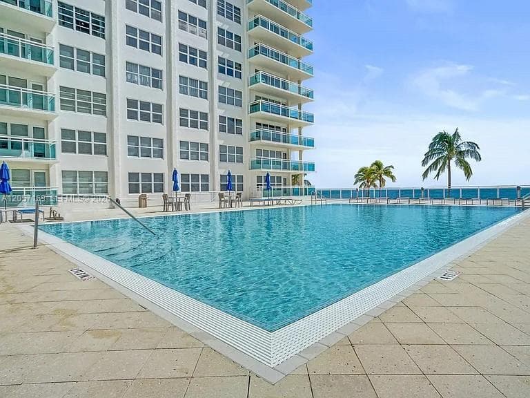 3900 Galt Ocean Dr 2602 photo 4