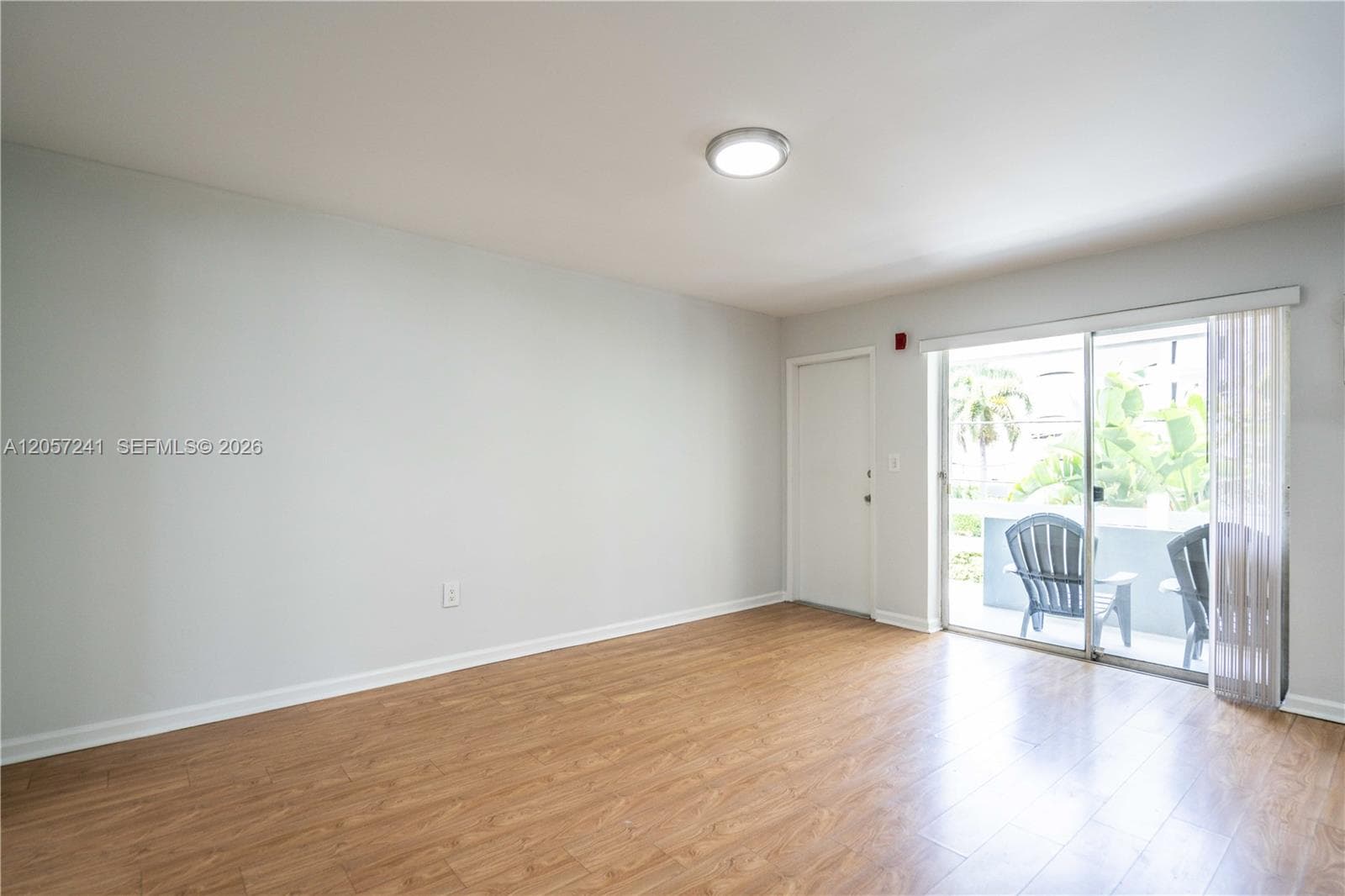7931 East Dr 204 photo 6