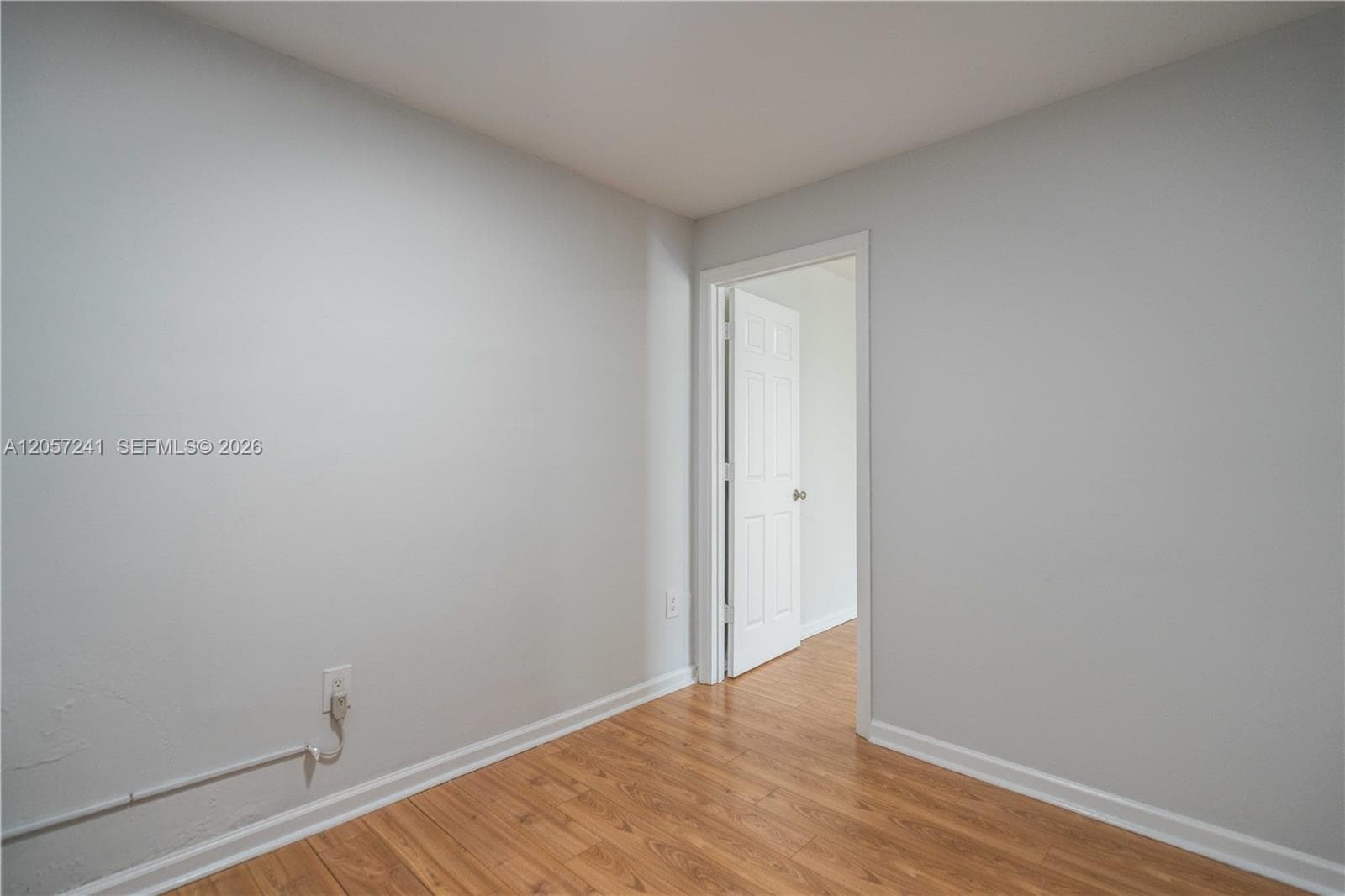 7931 East Dr 204 photo 17