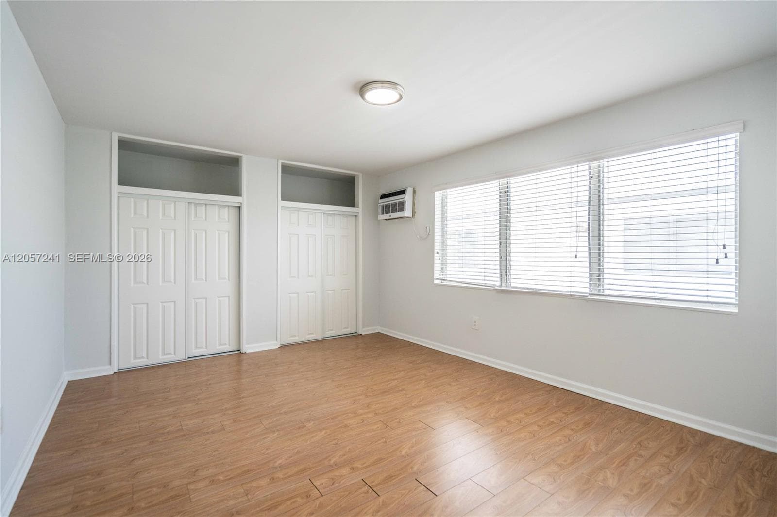 7931 East Dr 204 photo 10
