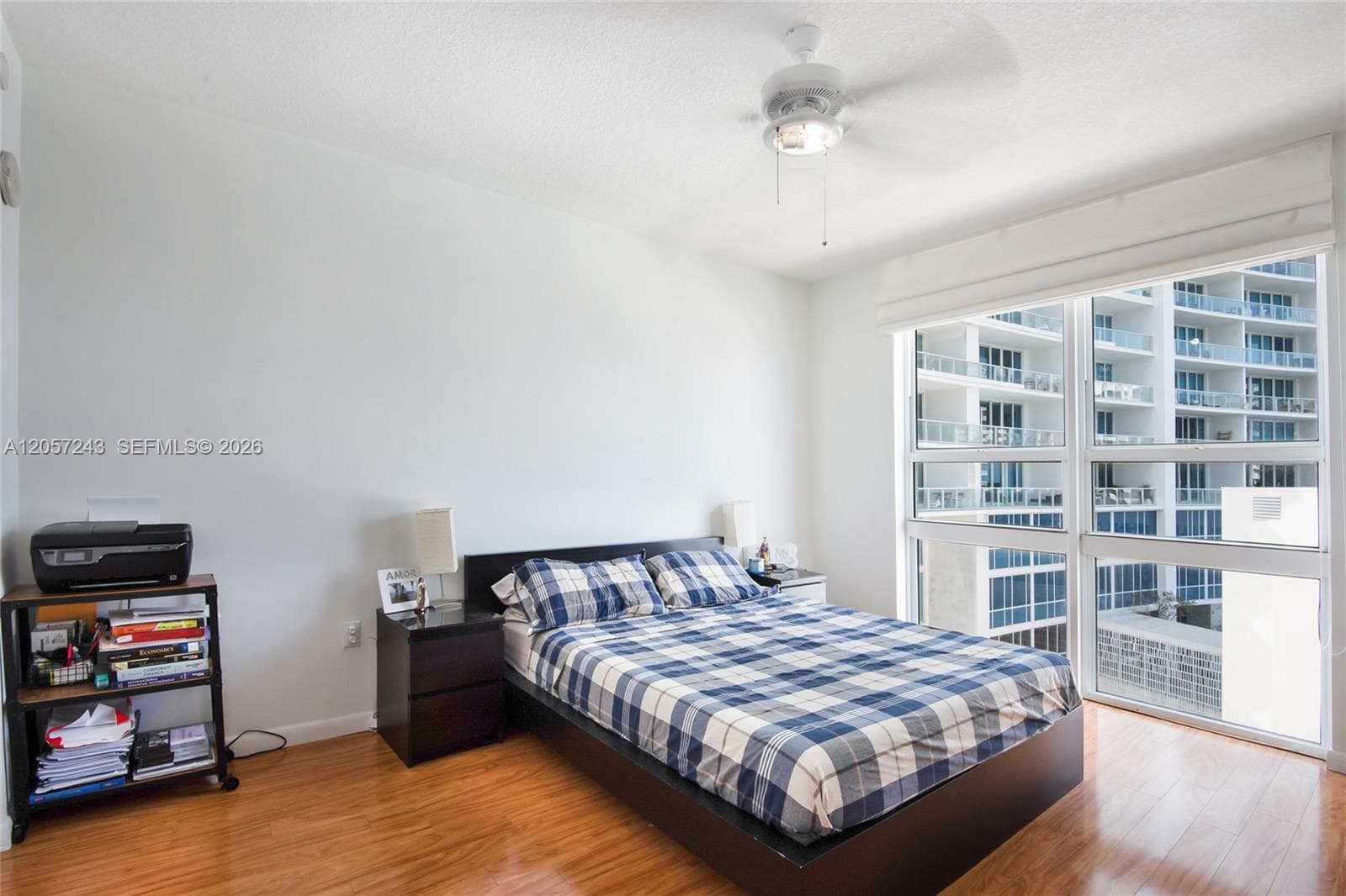 2000 N Bayshore Dr 626 photo 9
