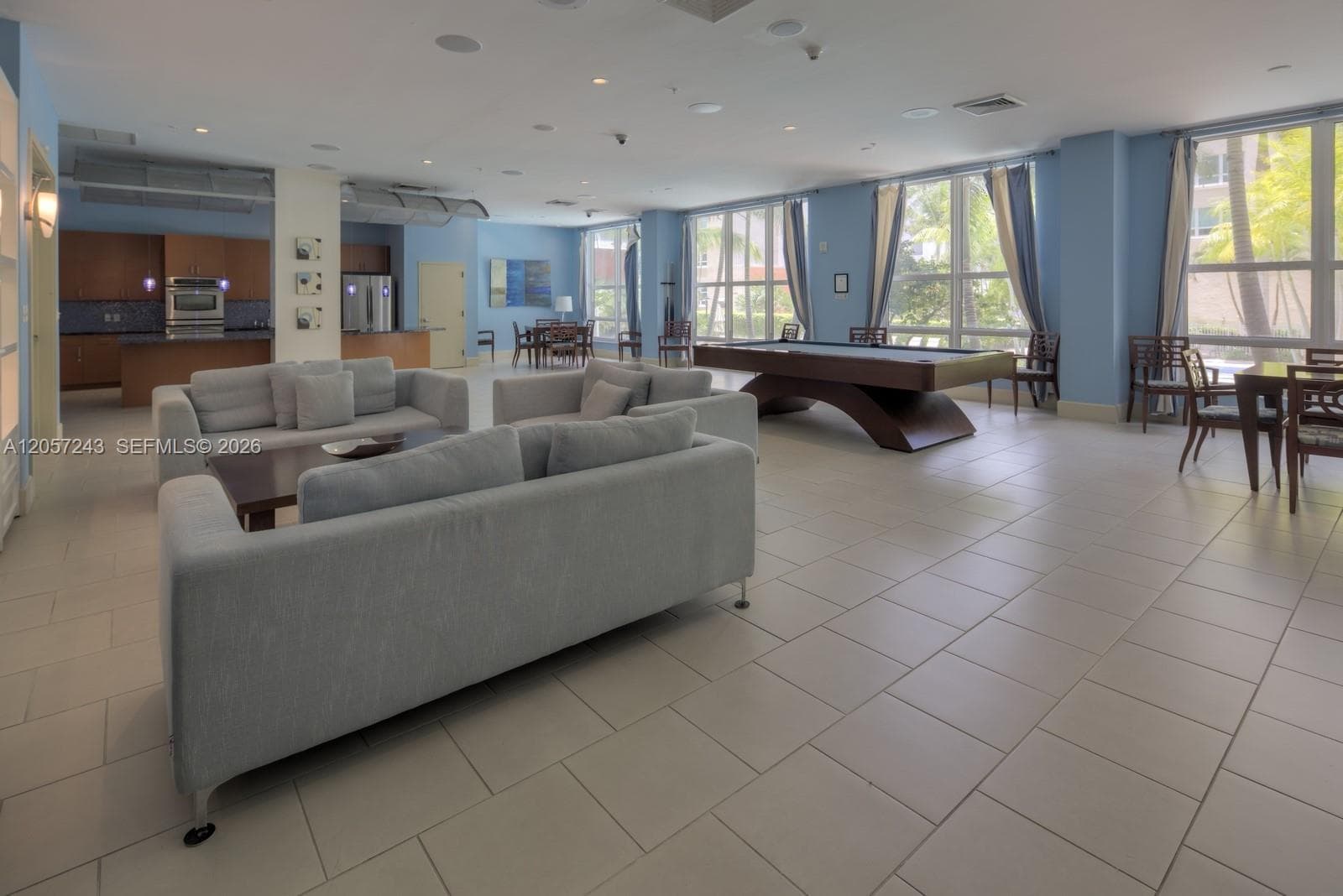 2000 N Bayshore Dr 626 photo 25