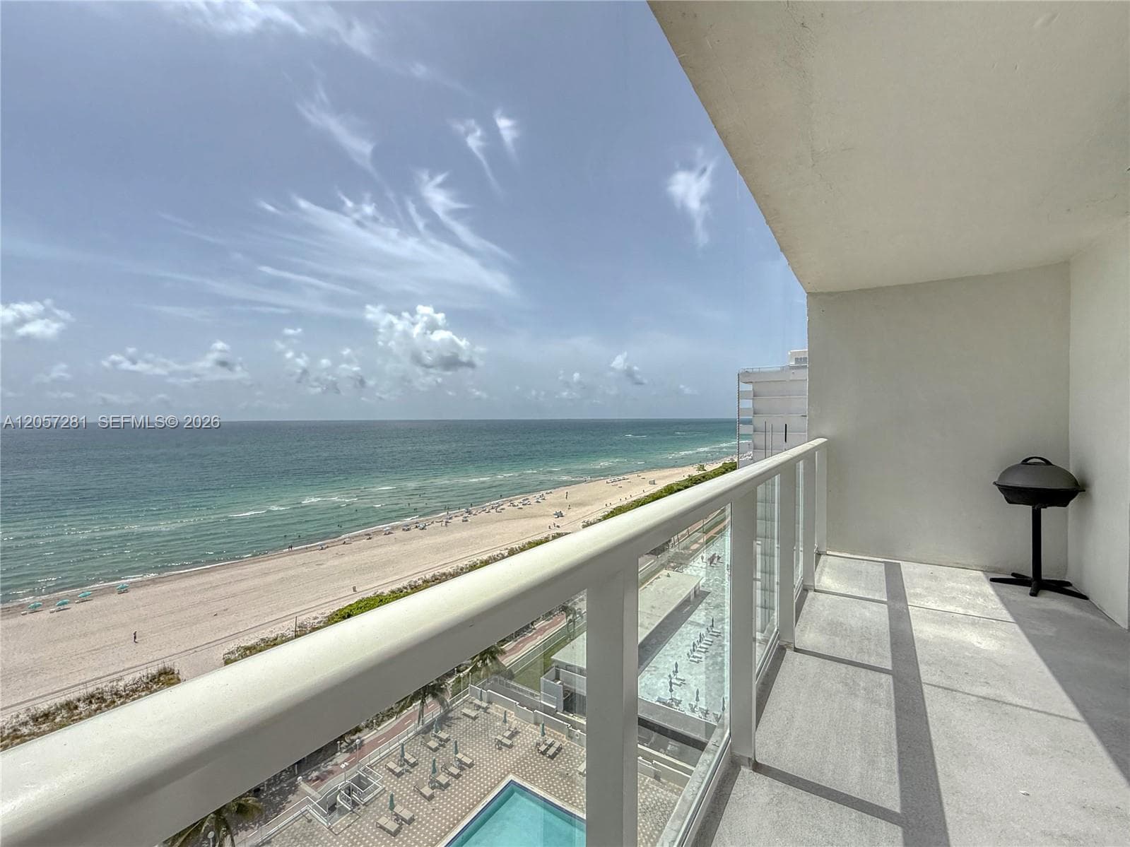5701 Collins Ave 1508 photo 2