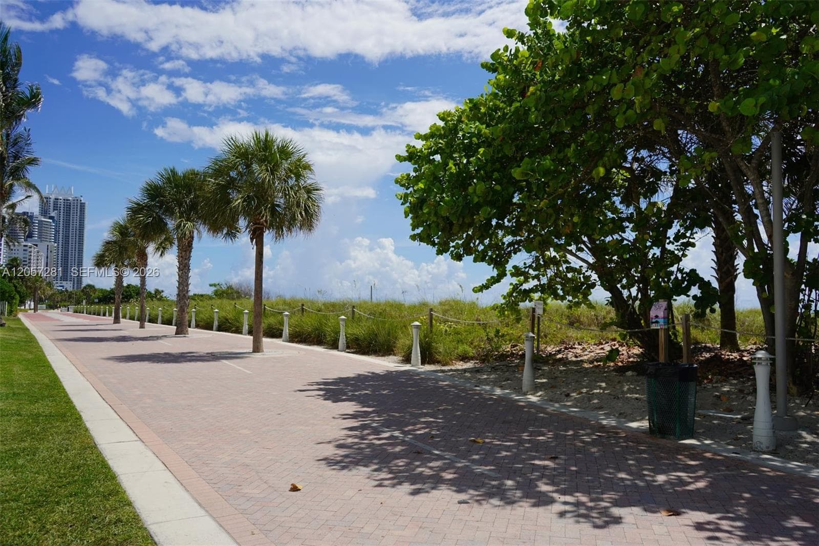 5701 Collins Ave 1508 photo 18