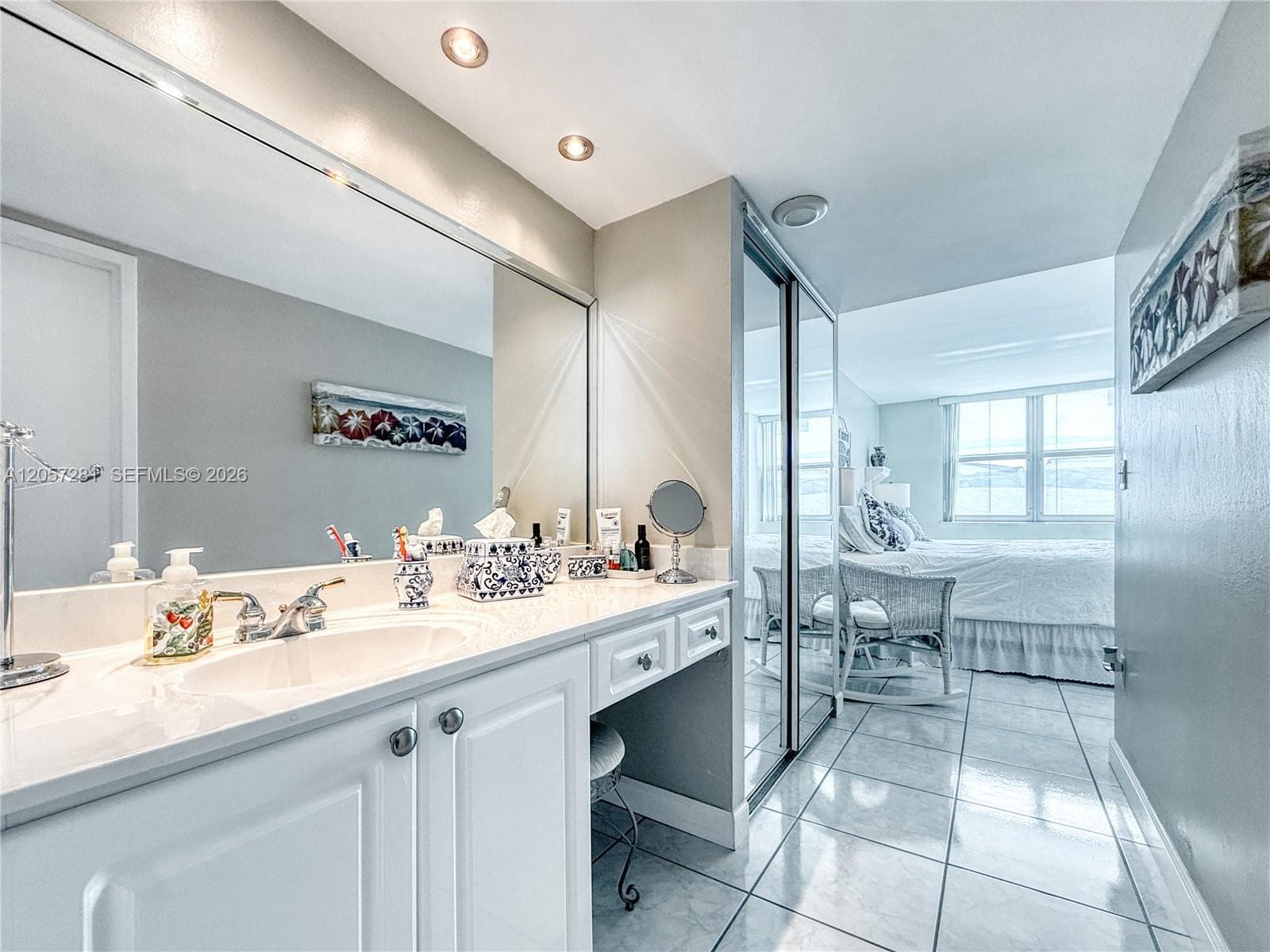 5701 Collins Ave 1508 photo 11