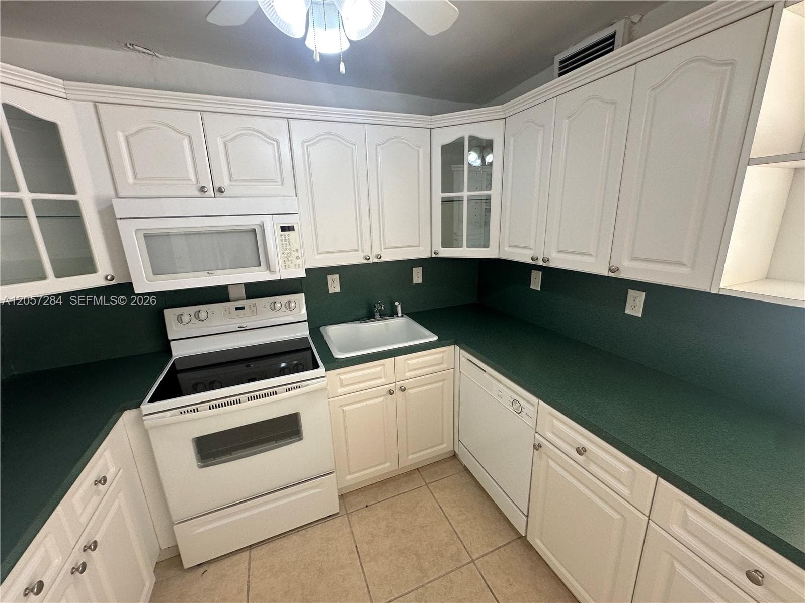 12590 NE 16th Ave 509 photo 1