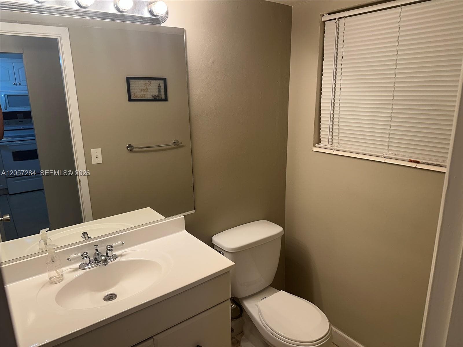 12590 NE 16th Ave 509 photo 14