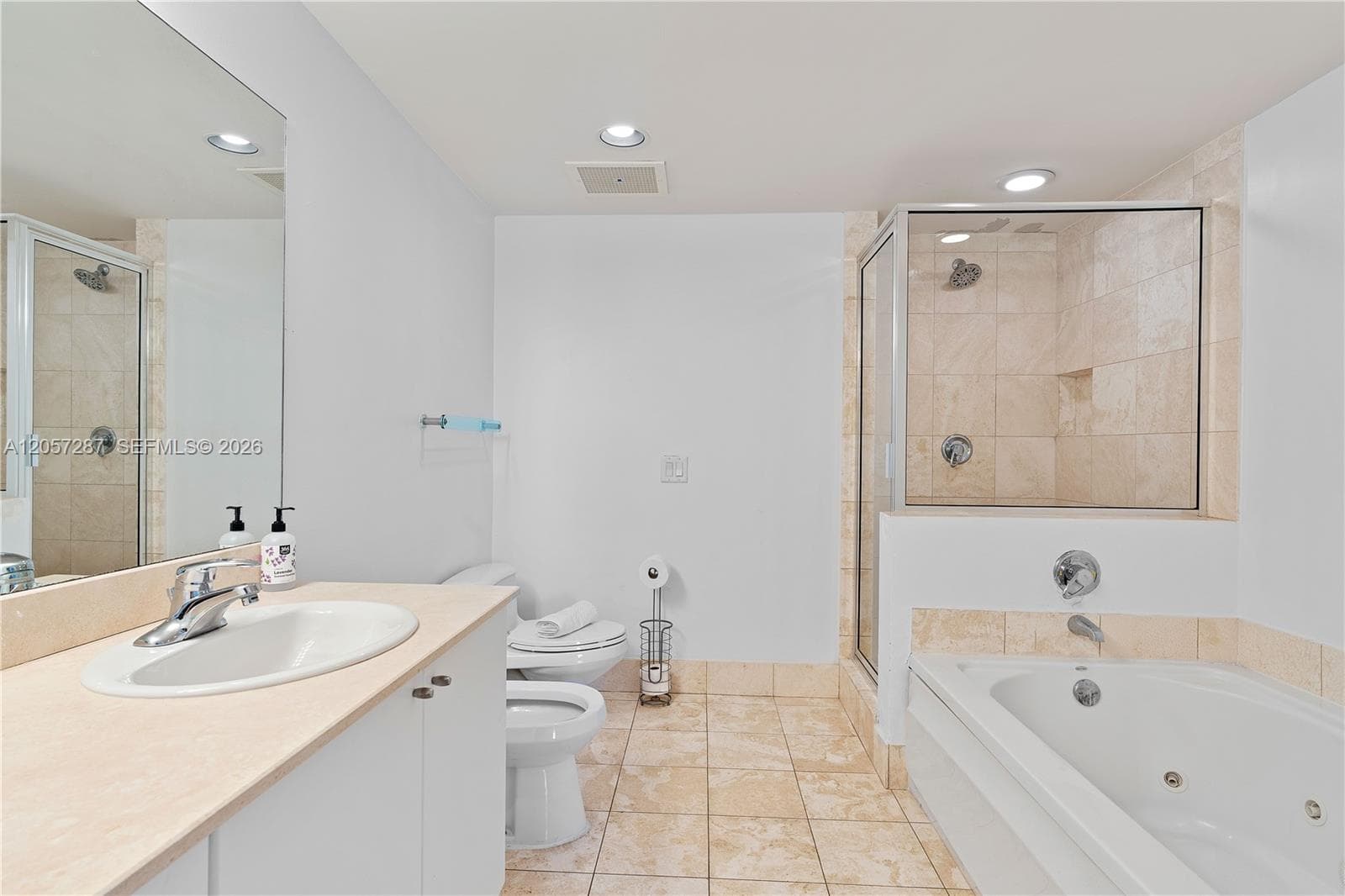 17375 Collins Ave 1108 photo 19