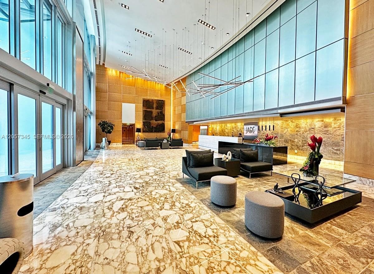 1331 Brickell Bay Dr 2801 photo 2