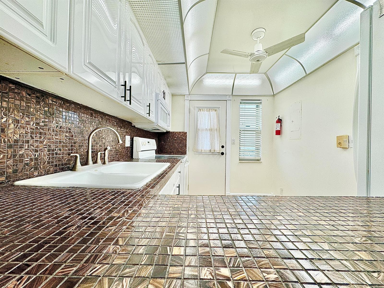 2871 N Ocean Boulevard C513 photo 13