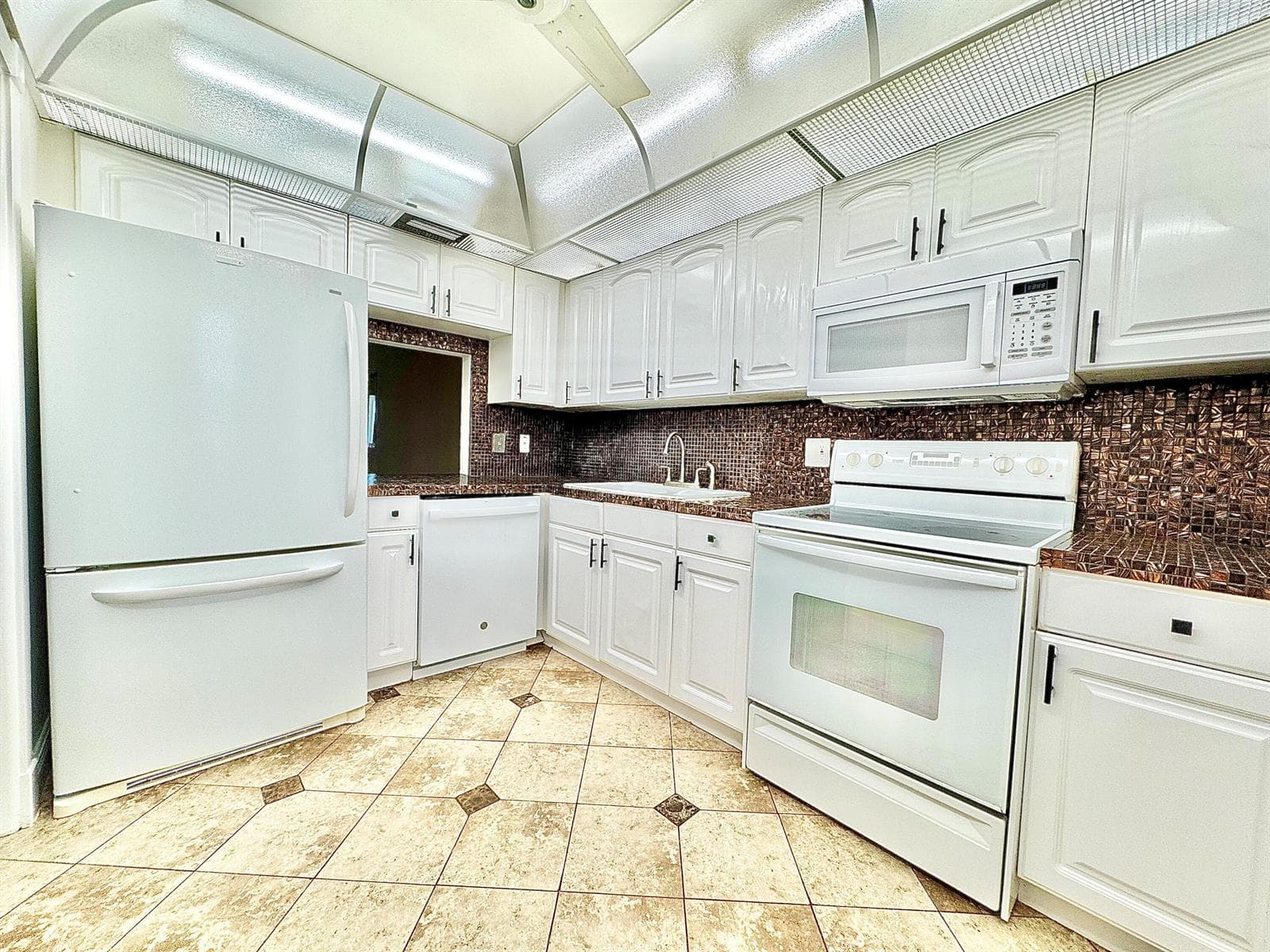 2871 N Ocean Boulevard C513 photo 11