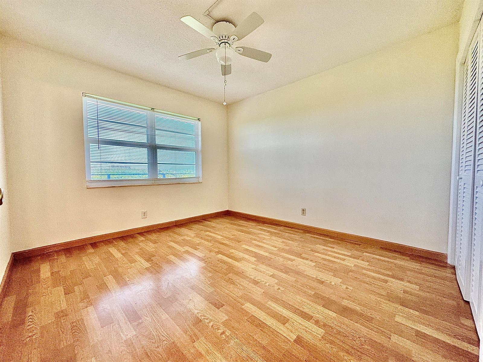 2871 N Ocean Boulevard C513 photo 21