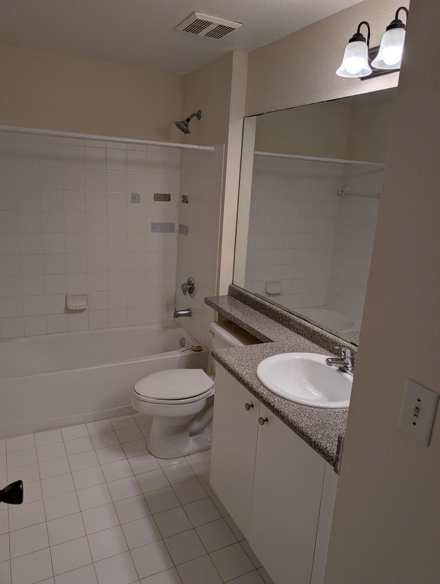 350 CRESTWOOD Circle 201 photo 19