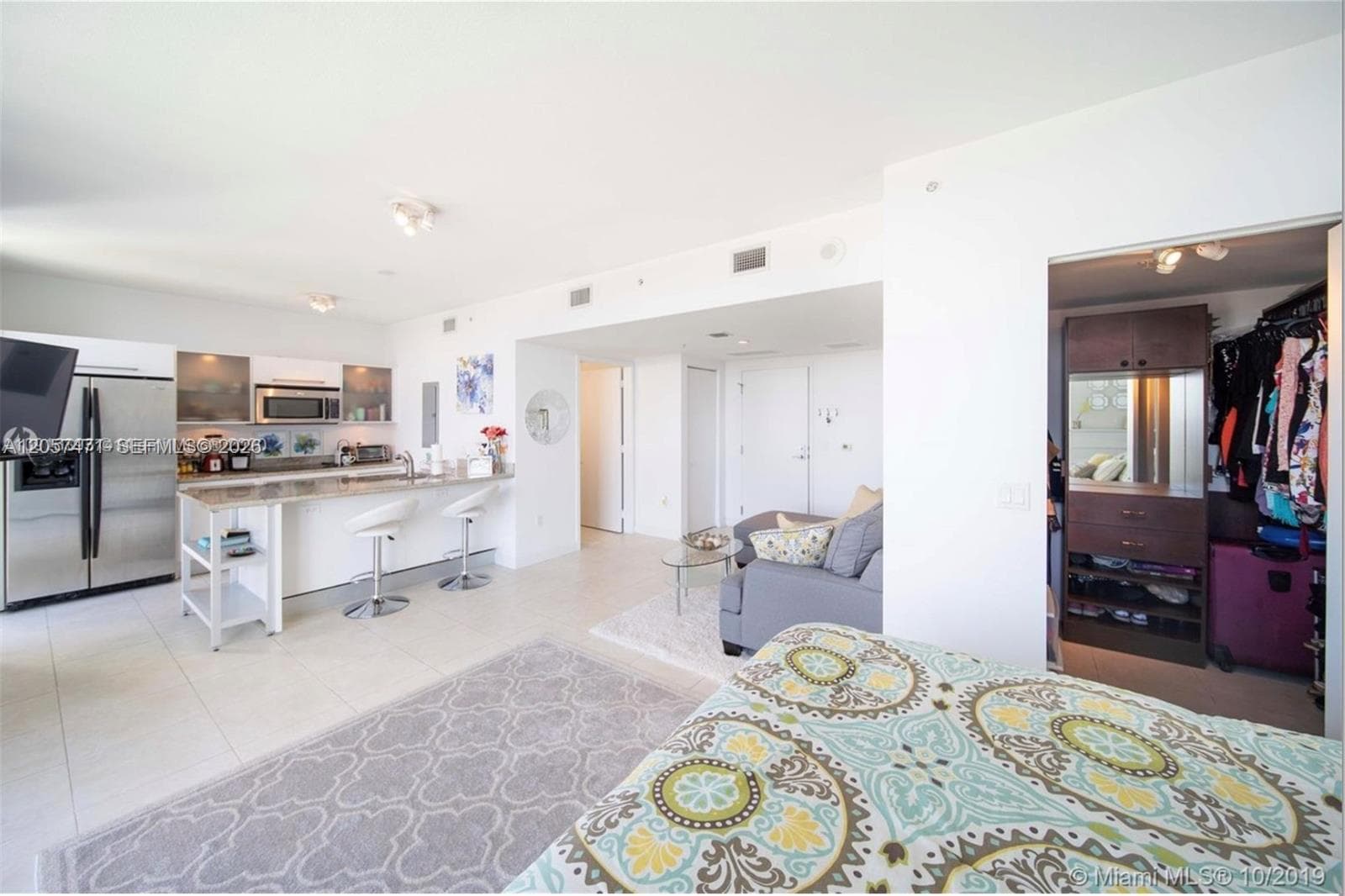 185 SW 7th St 3600 photo 7