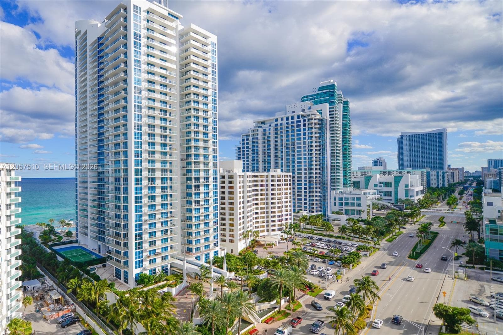 3000 S Ocean Dr 1506 photo 1