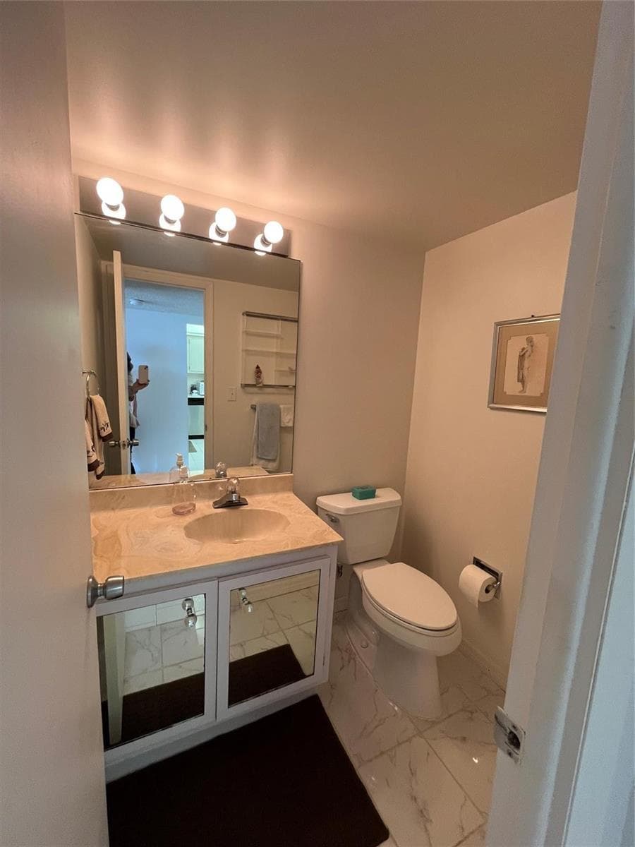 1400 S OCEAN Drive 707 photo 7