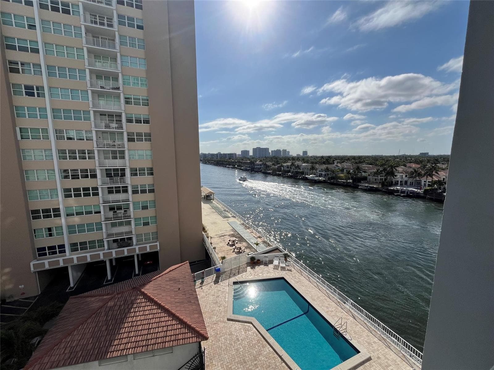 1400 S OCEAN Drive 707 photo 10