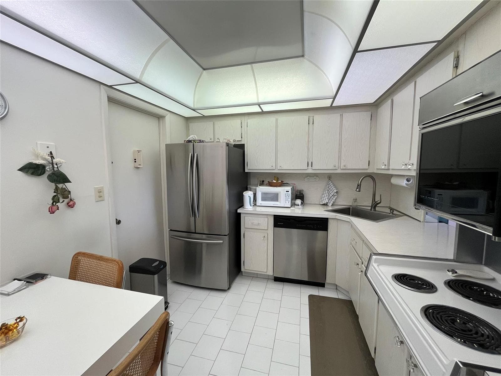 1400 S OCEAN Drive 707 photo 4