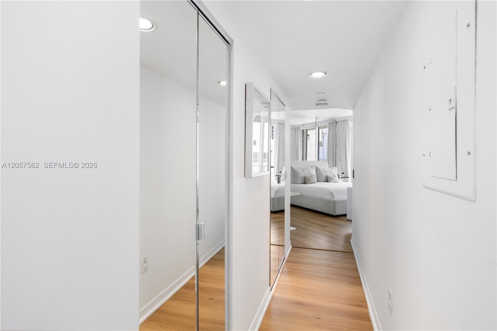 16445 Collins Ave OS25 photo 22