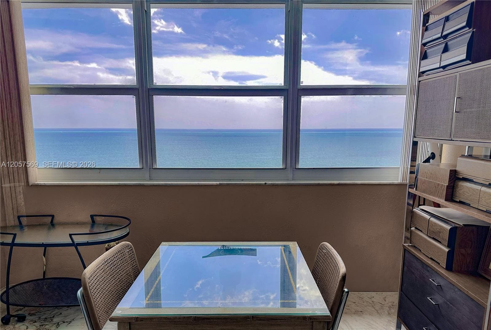 1904 S Ocean Dr 1803 photo 4