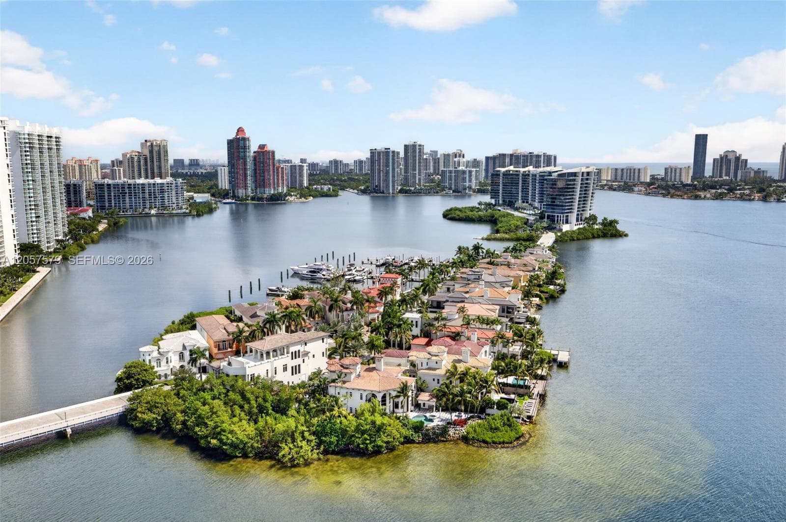 3000 Island Blvd 2506 photo 13