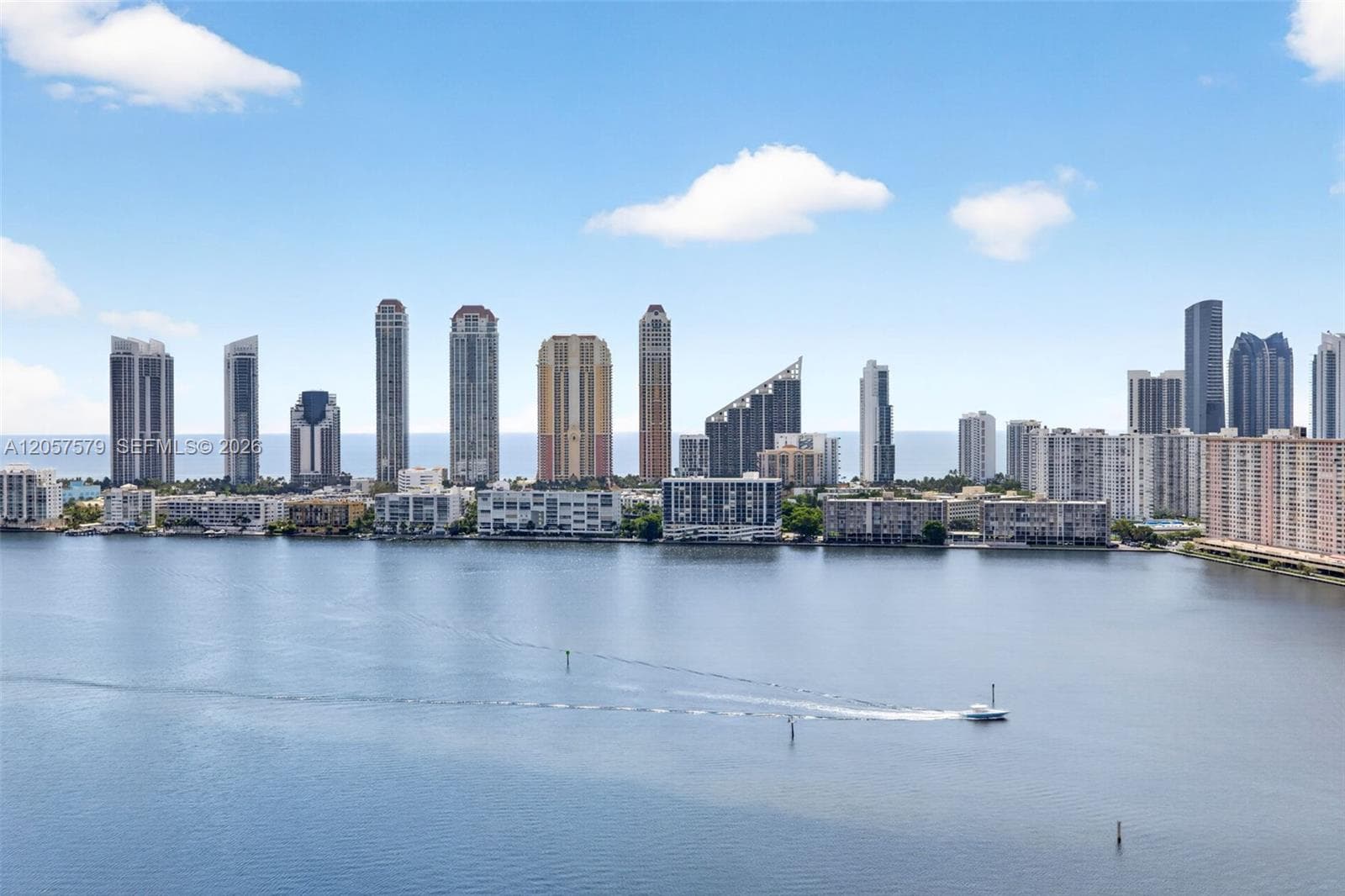 3000 Island Blvd 2506 photo 12