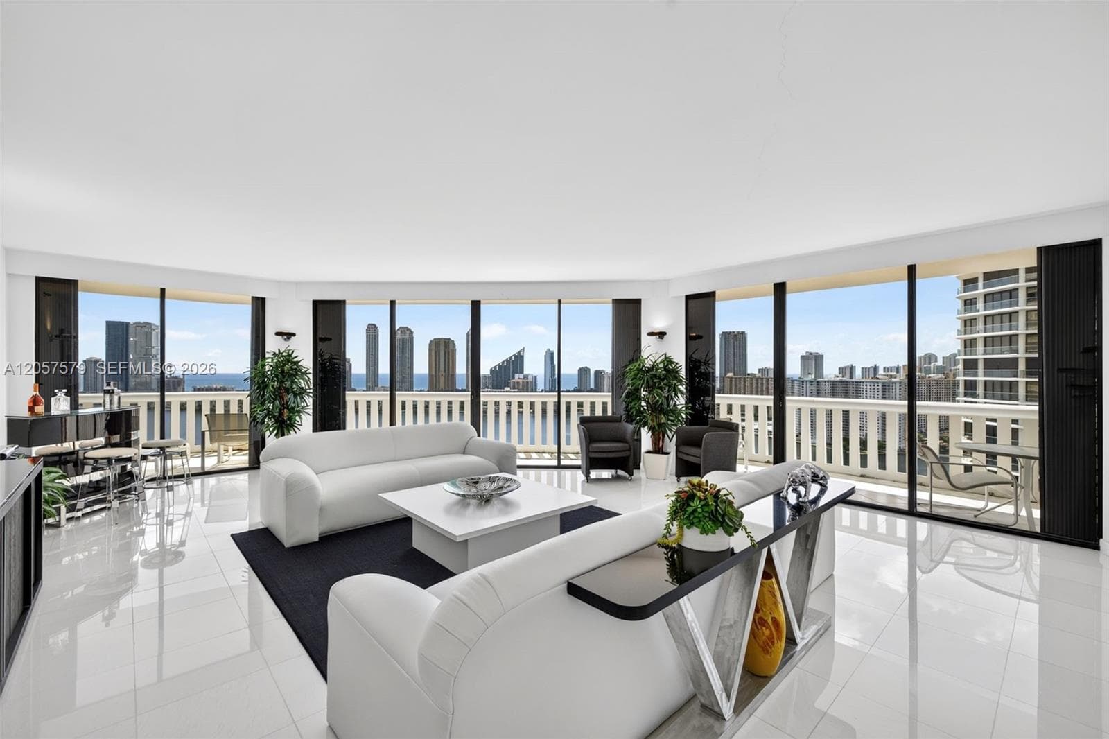 3000 Island Blvd 2506 photo 1