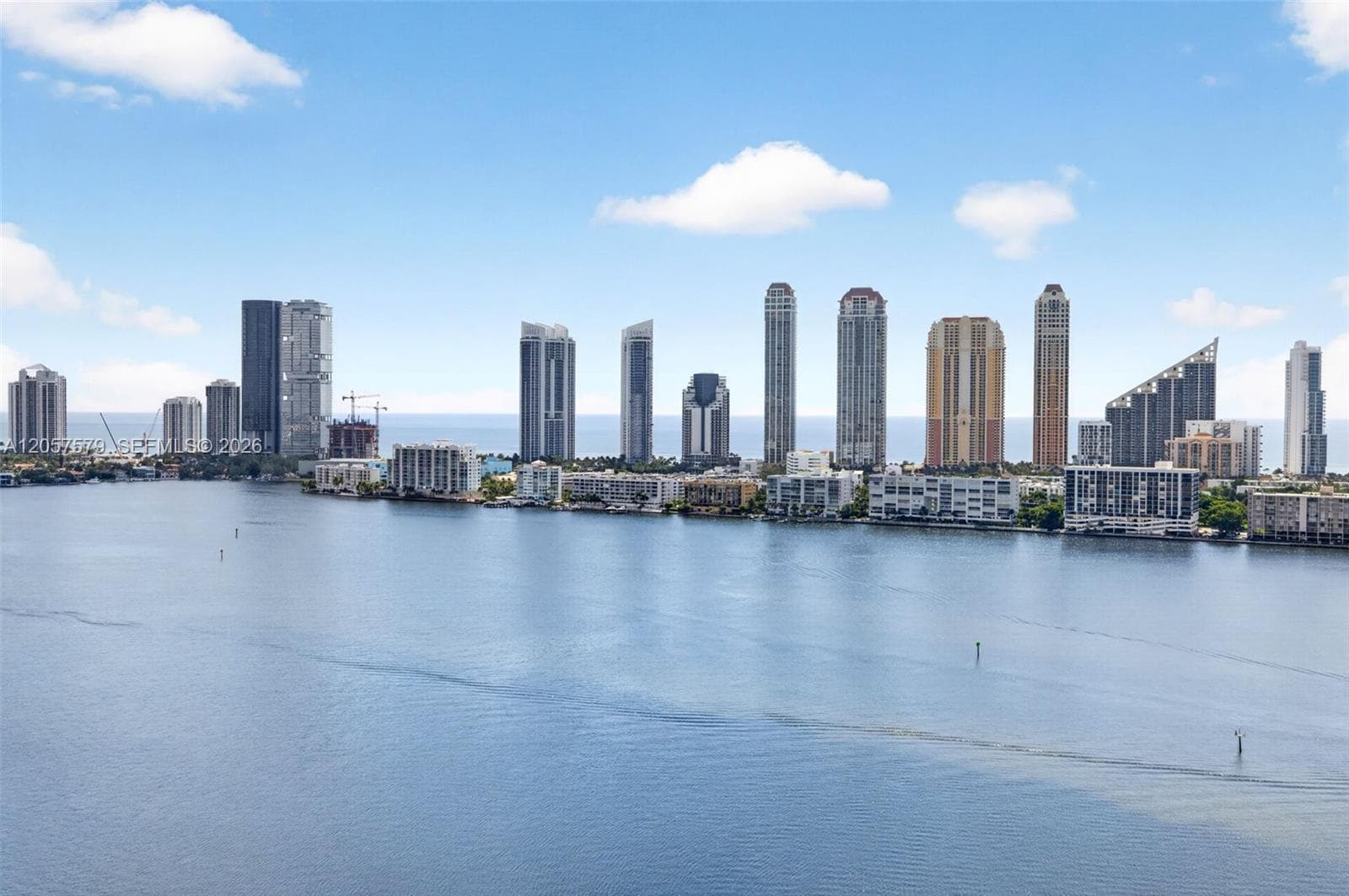 3000 Island Blvd 2506 photo 15