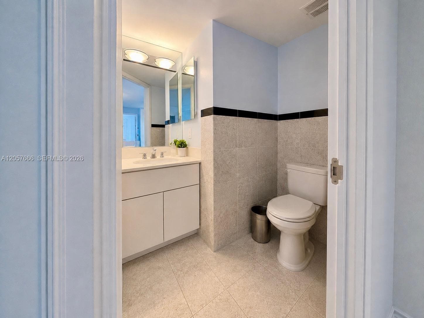 6301 Collins Ave 1504 photo 19