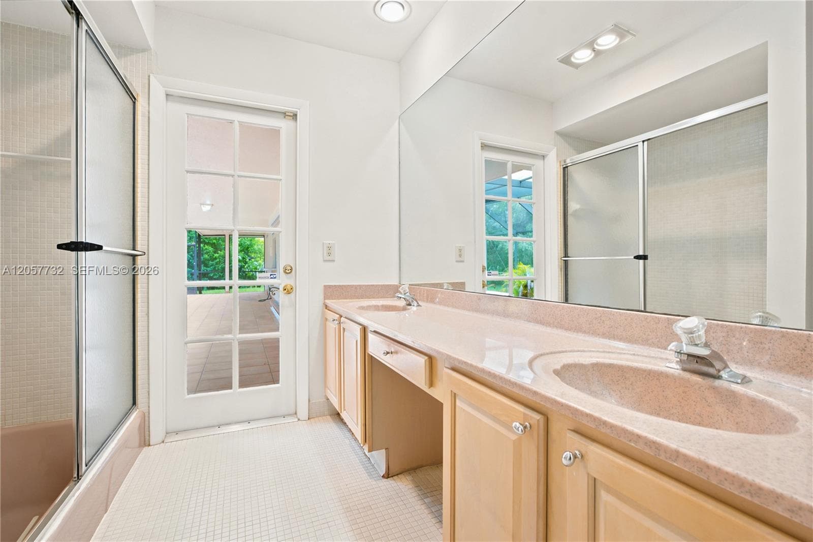 8010 SW 139th Ter photo 16