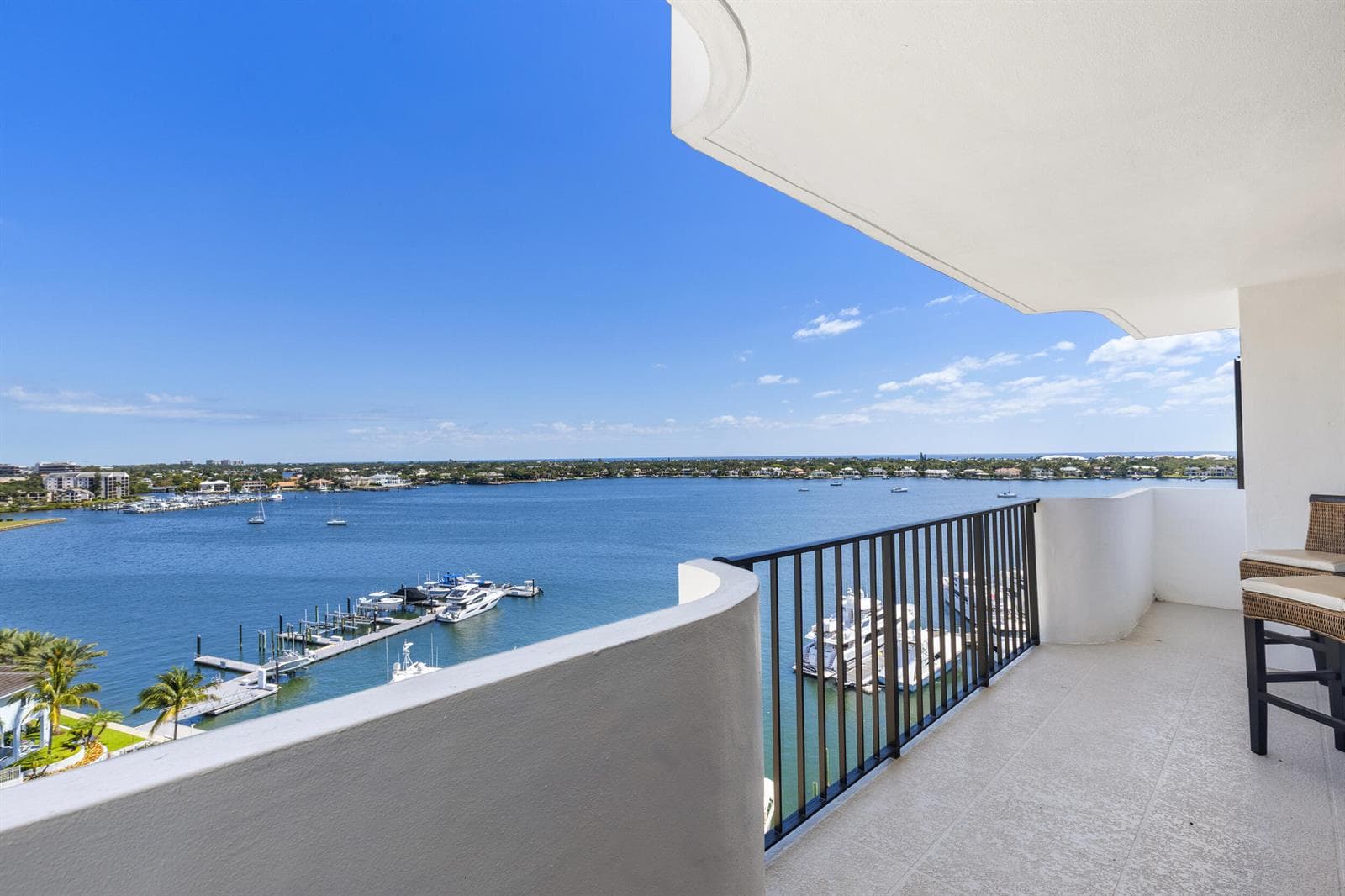 1208 MARINE Way 901 photo 2