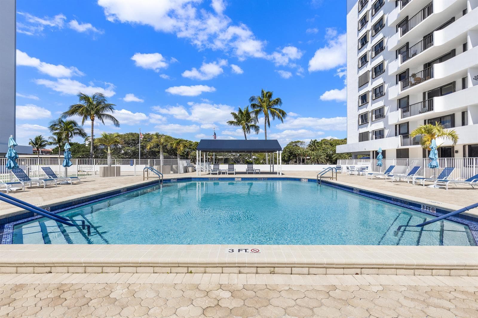 1208 MARINE Way 901 photo 6