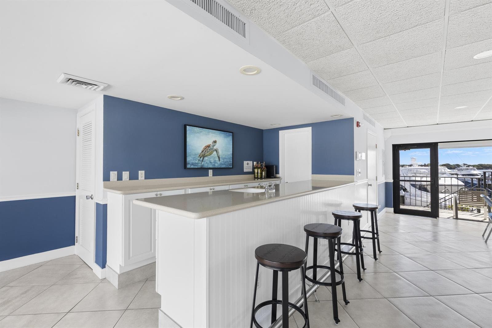 1208 MARINE Way 901 photo 9